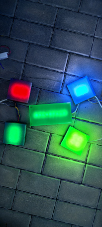 RGB ПЛИТКА СВЕТЛЯЧОК  20x10x4 см